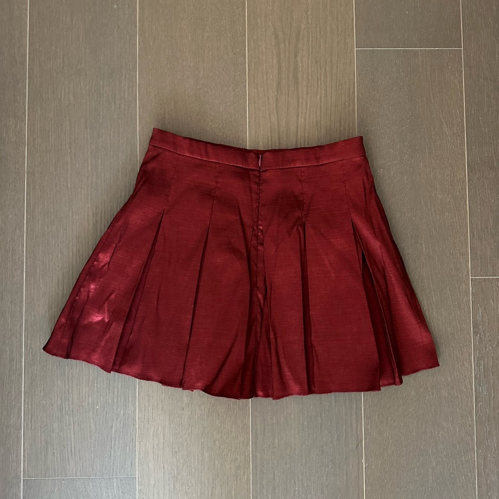 Never Worn - image 3